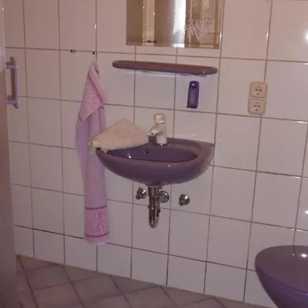 Lejlighed Erdgeschosswohnung In Einem Reetgedeckten Friesenhaus Aus Dem Jahr 1860